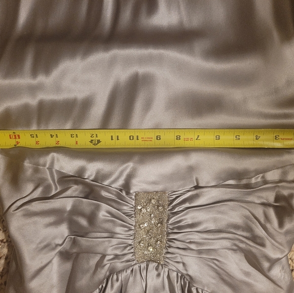 Dress - Picture 7 of 10